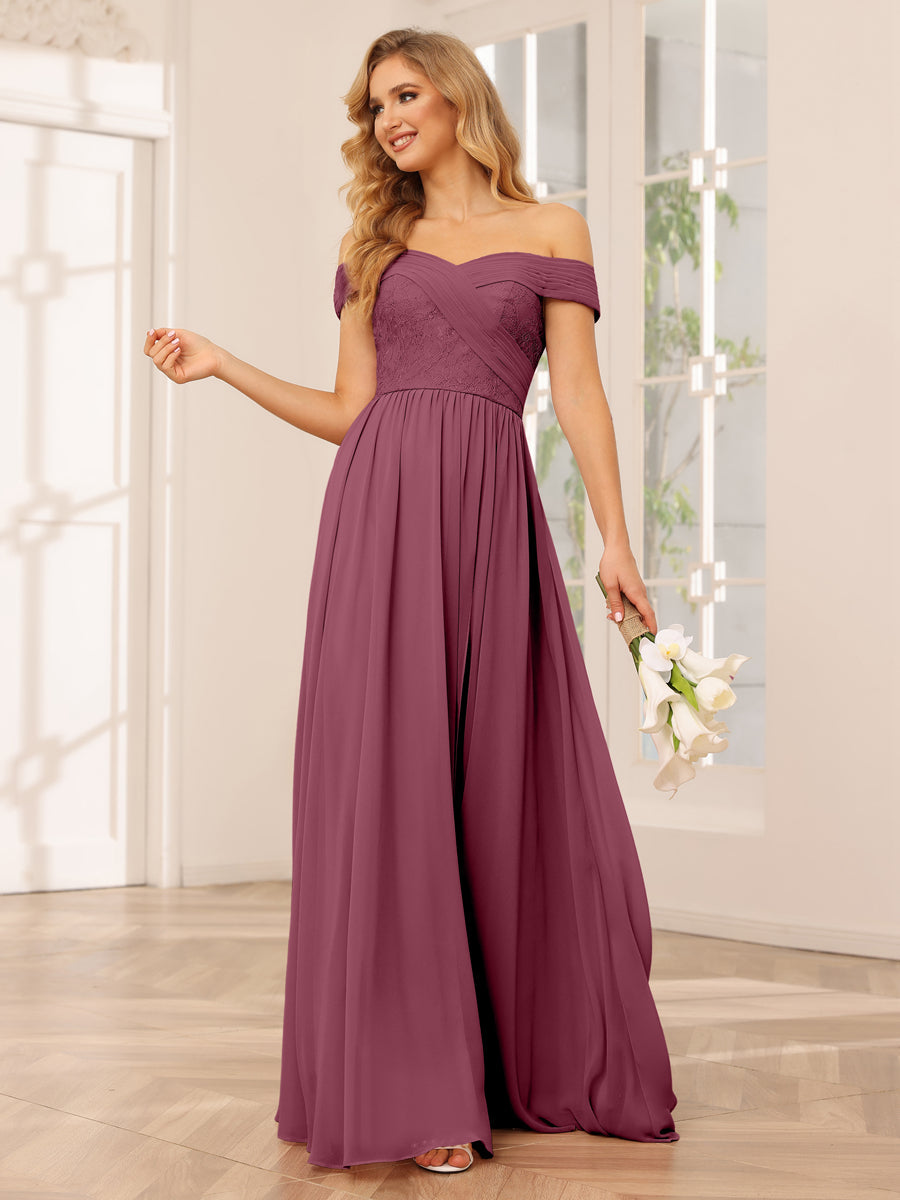 Vestidos Longos de Dama de Honra com Ombros de Fora Evasê/Princesa com Apliques