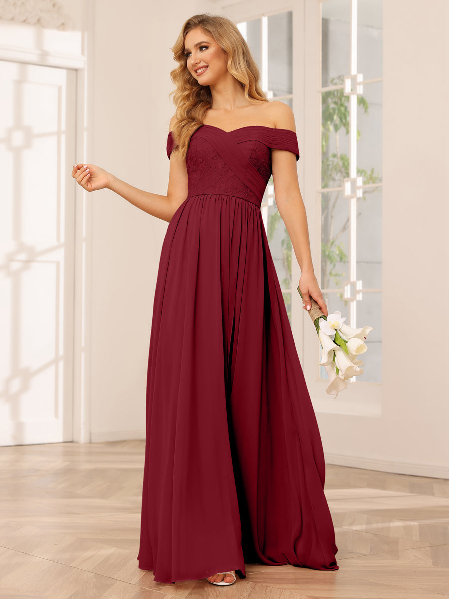 Vestidos Longos de Dama de Honra com Ombros de Fora Evasê/Princesa com Apliques