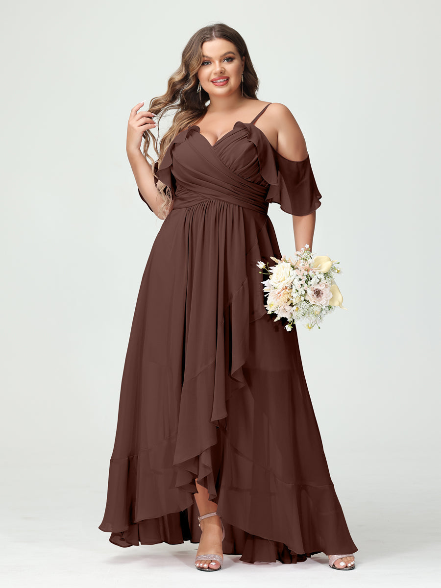 Princesa/Formato A Decote Em V Manga Curta Chiffon Folhos Assimétrico Plus Size Vestidos de Madrinha