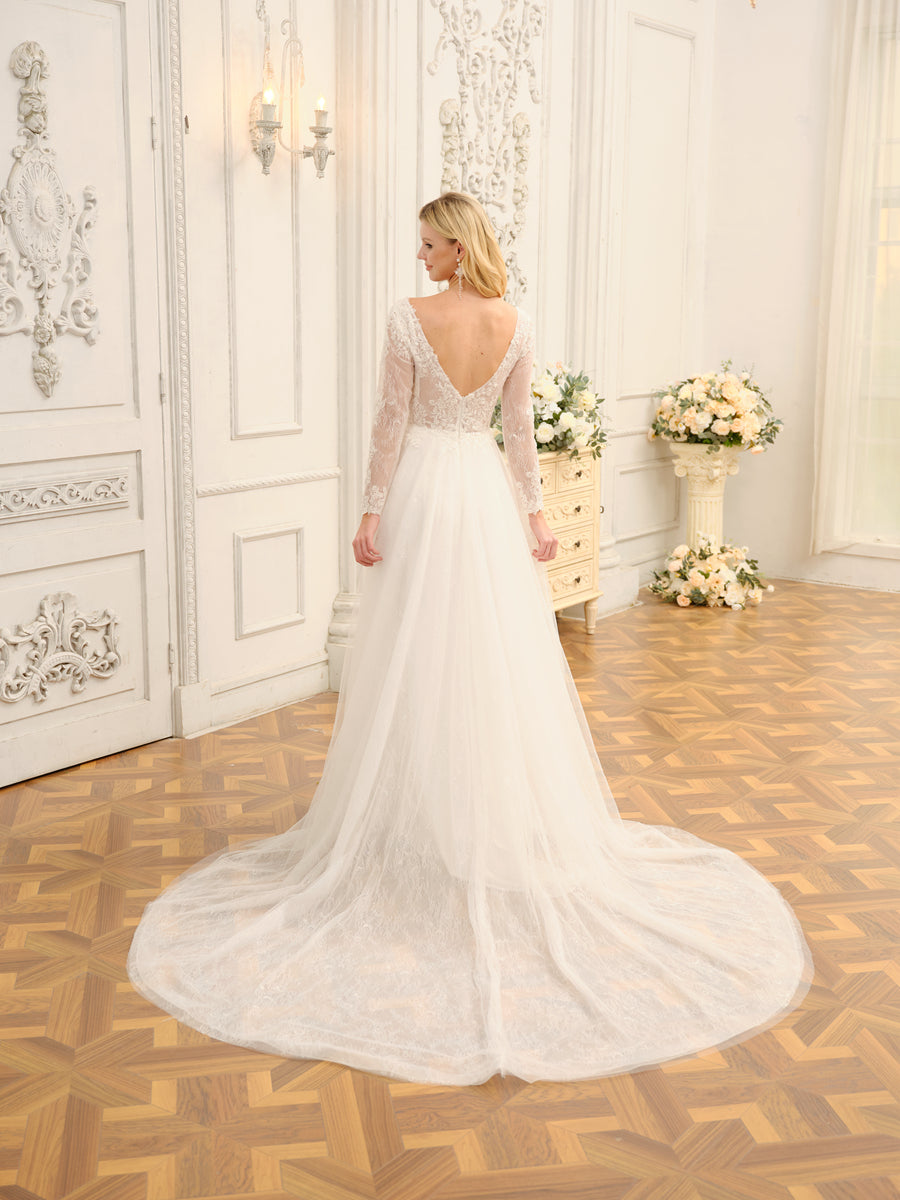 Vestidos de Noiva Longos Em Renda Evasê/Princesa com Decote Em V e Apliques e Mangas Compridas