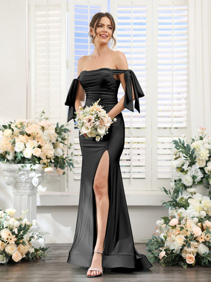 Vestidos de Baile de Cetim de Seda com Ombros de Fora Sem Mangas e Laterais Divididas
