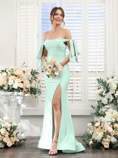 Vestidos de Baile de Cetim de Seda com Ombros de Fora Sem Mangas e Laterais Divididas