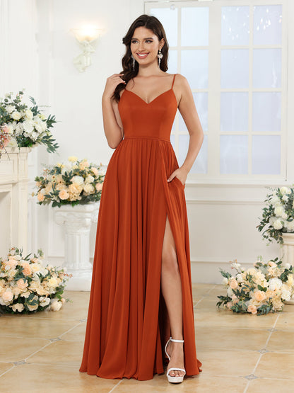 Vestidos Longos para Festa de Casamento com Alças Finas e Fenda Lateral em Estilo A-Line/Princesa