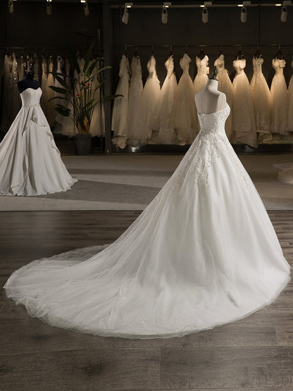 Sem Alças Sem Mangas Tule Bordado com Miçangas Tribunal Trem Vestido de Baile Vestidos de Casamento