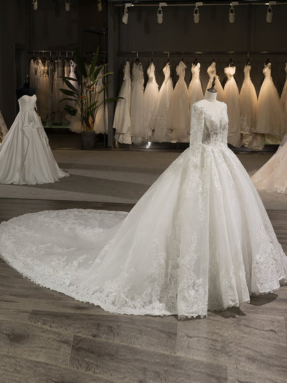 Scoop Mangas Compridas Tule Apliques com Miçangas Capela Trem Vestido de Baile Vestidos de Casamento