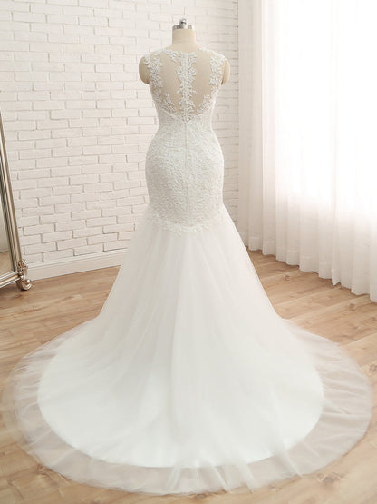 Trompete/Sereia com Decote Em V Sem Mangas Apliques com Lantejoulas Tule Court Train Vestidos de Noiva