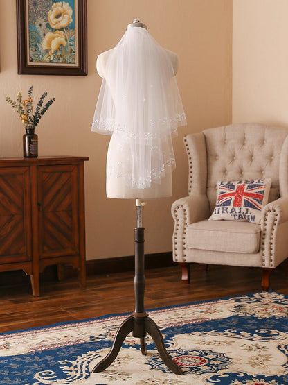 Tule Extravagante de 2 Camadas com Véus de Casamento de Lantejoulas