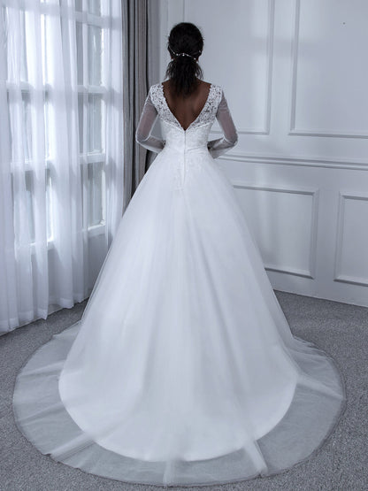 Vestido de Noiva de Tule com Mangas Compridas e Decote Em V com Apliques